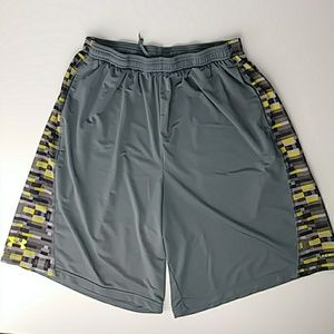 Under Armor Gray Athletic Shorts Large Loose
